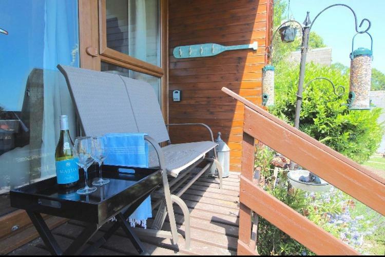 Clifftop Chalet With Pool Deal Εξωτερικό φωτογραφία